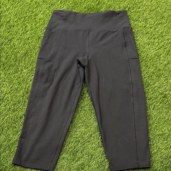 Girls MTA Sports Capri Spandex Leggings - Picture 1 of 2
